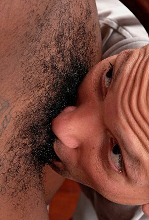 Inviting black woman gives sexual pleasure to a white man with her shaggy cherry