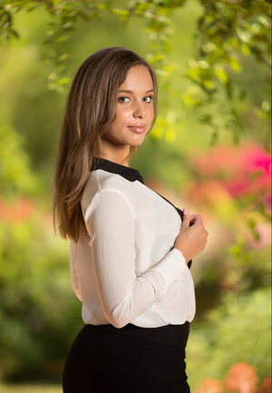 Bekleidet, Unter freiem Himmel