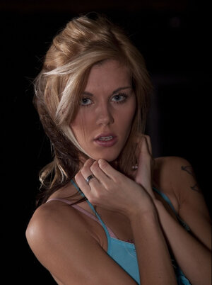 Blondes, Européennes, Tatouages