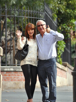 Spicy diva agreed to follow mature guy and besides pose for him to make man happy