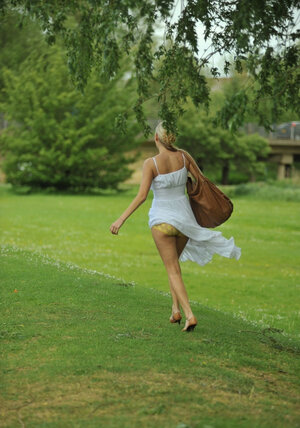 Blond, Bekleidet, Unter freiem Himmel