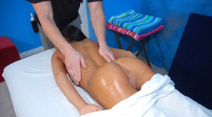 Small cutie pie spreads legs positively wide for masseur to penetrate her twat