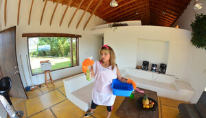 Hot kitten knows her work and moreover gets ready to get fucked silly