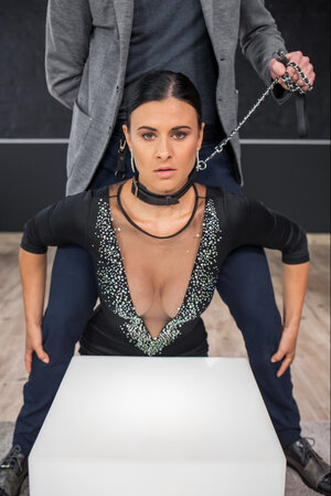 Brünett, Bekleidet, MILF