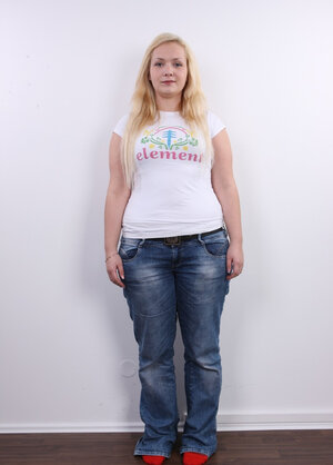 Julie Simone is soft and also really delicious as well so that is that