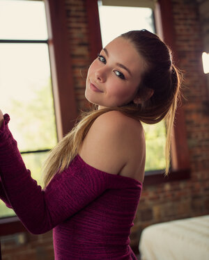 Lana Lea is going to show her good boobies and pretty face