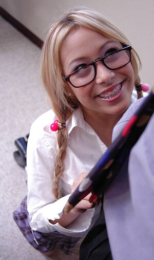 Rubias, Vestida, Gafas, Latinas, POV, Colegialas, Uniforme