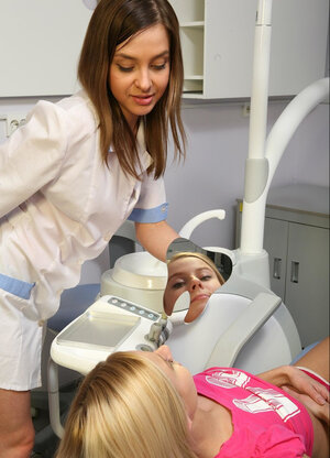Blondes, Habillé, Lesbiennes, Infirmières, Uniforme