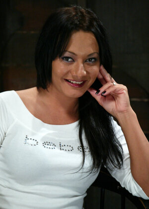 Brune, Coperta, MILF