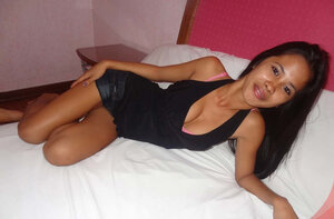 Amateur, Asiatisch, Bekleidet