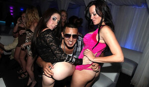 Kittens with hot bodies fucking in a party scene, NO LIMITS