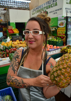 Habillé, Lunettes, Tatouages