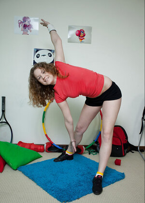 Her cunt is a volcano and she wants to fuck at current time