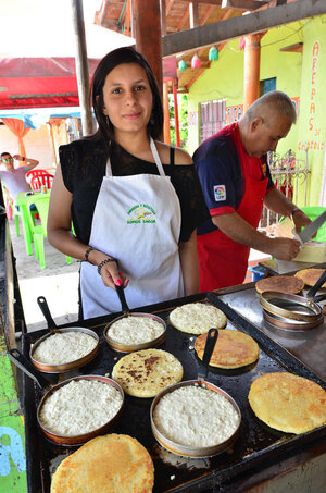 Vestida, Latinas, Lengua
