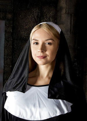 Bionde, Coperta, Divisa