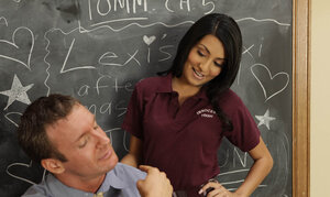 Brune, Coperta, College, Latino-Americane